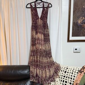 Elegant Purple and Cream Women's Dress